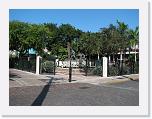 Mallory Square 013 * 2592 x 1944 * (3.02MB)